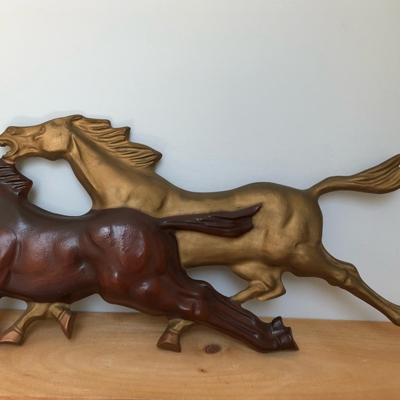 Vintage Galloping Wild Horses Large Cast Wall Art - Picture 10 of 16